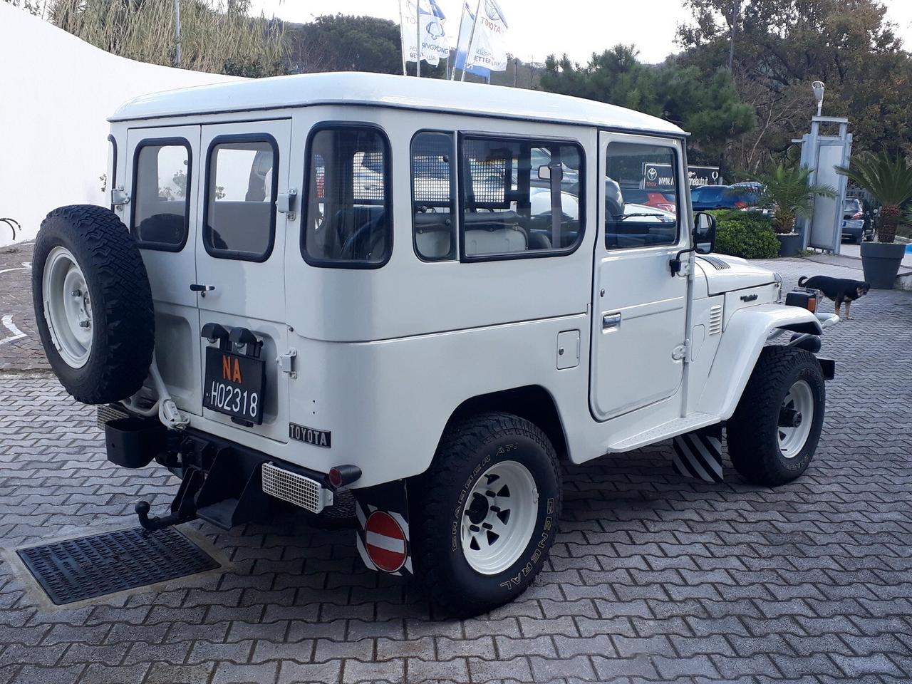 Toyota Land Cruiser BJ42