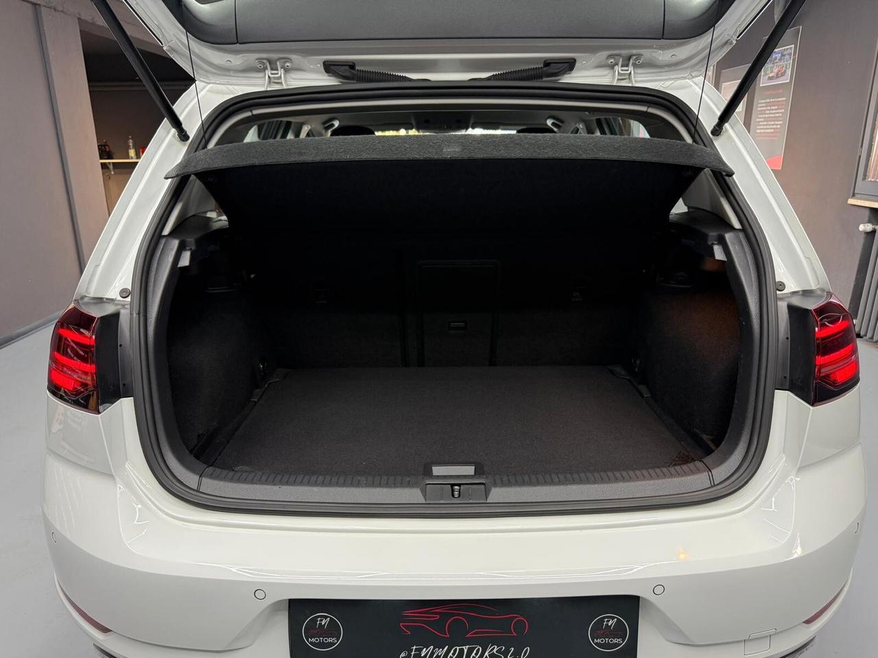 Volkswagen Golf 2.0 TDI DSG 5p. Executive BlueMotion Technology