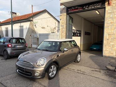Mini 2.0 16V Cooper D Automatica