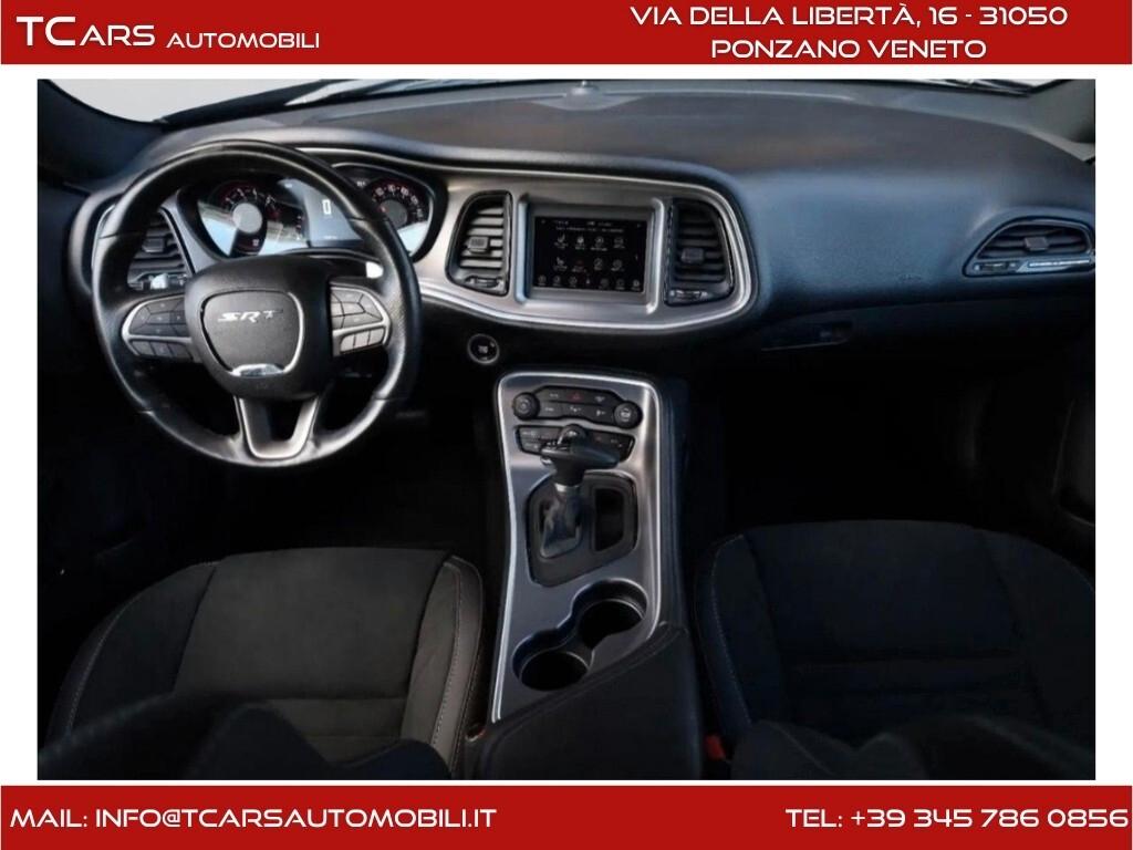 DODGE CHALLENGER 5.7 V8 HEMI -NOLEGGIO GIORNALIERO