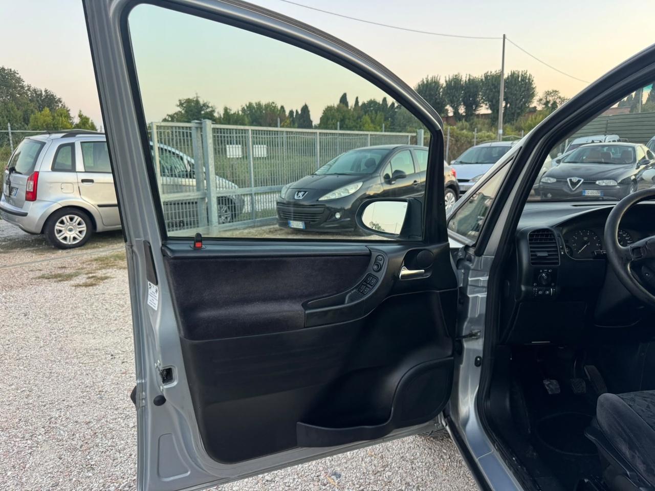 Opel Zafira 1.8 16V cat CDX 7 Posti