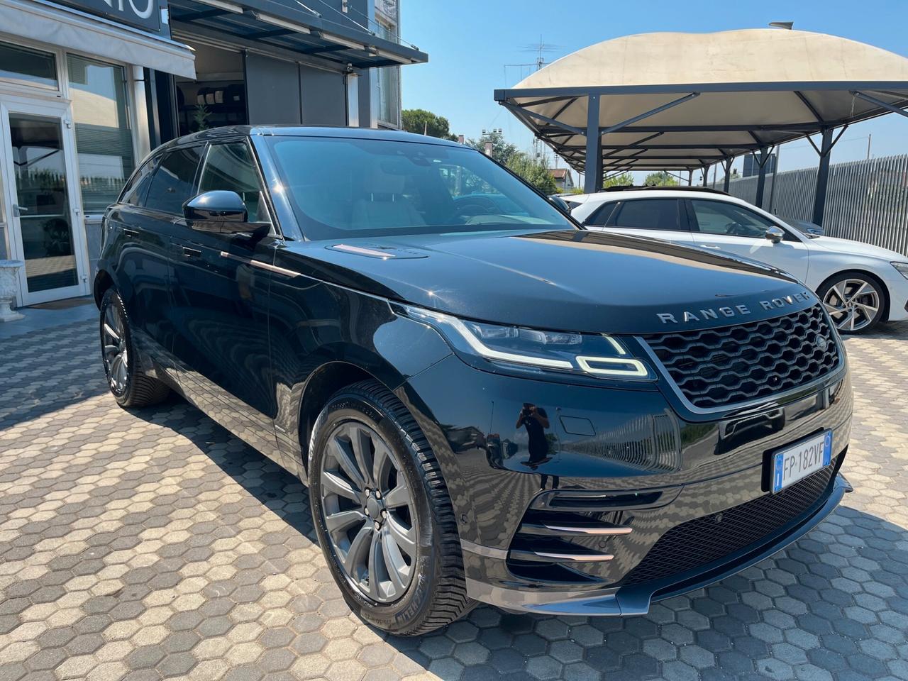 Land Rover Range Rover Velar Range Rover Velar 2.0D I4 240 CV R-Dynamic SE