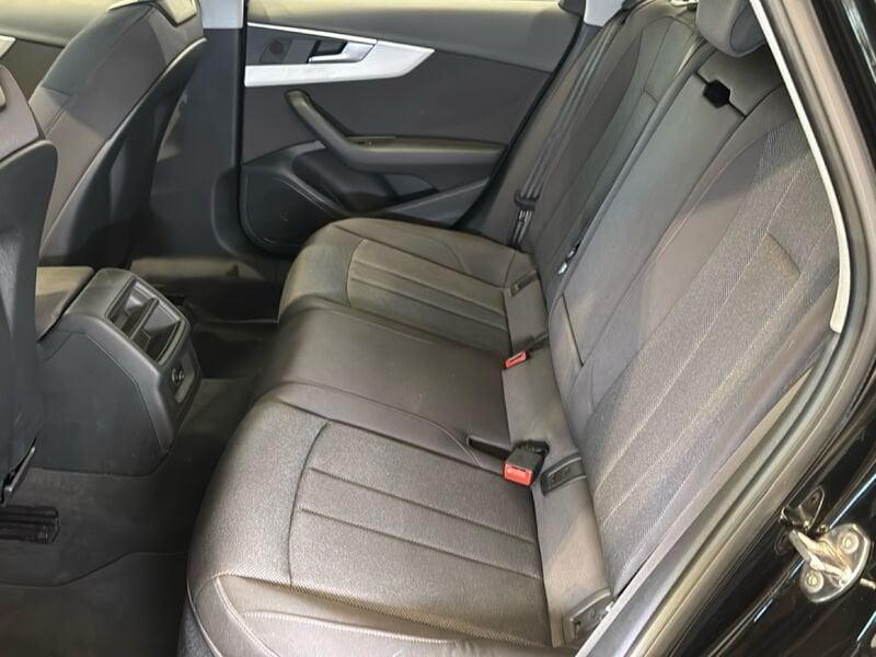 Audi A4 2.0 35 TDI BUSINESS S TRONIC