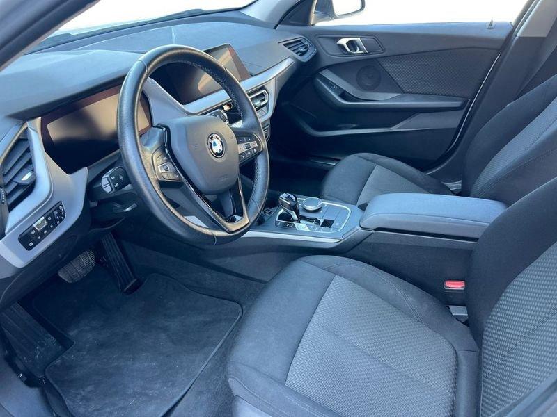 BMW Serie 1 F40 118d Business Advantage auto
