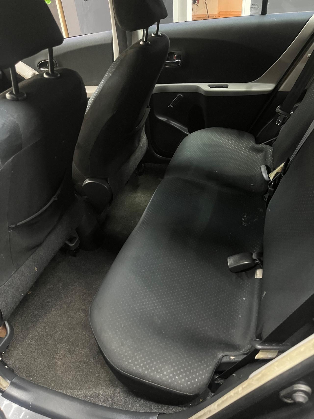 Toyota Yaris 1.0 Benzina 5 porte – Ottimo stato