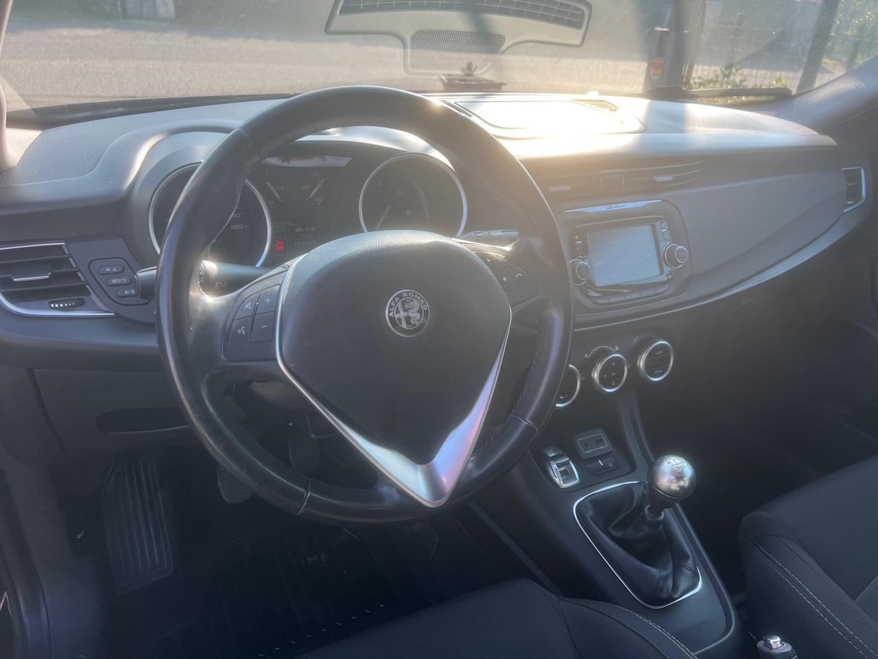 Alfa Giulietta 1.6JTDm 120CV Super-12/2017"UNIPRO"