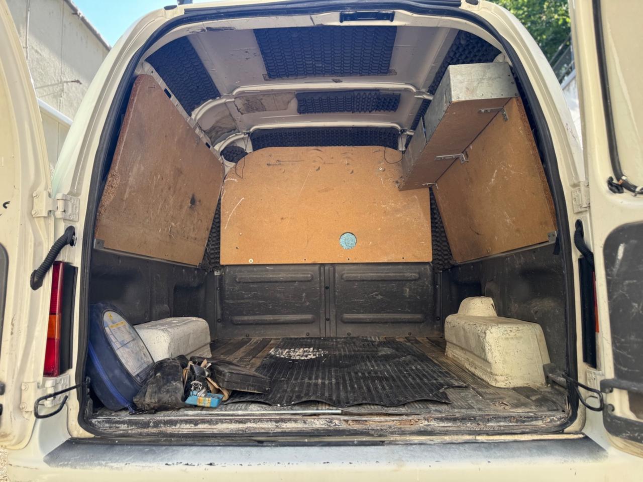 Volkswagen Caddy 1.9 130 cv