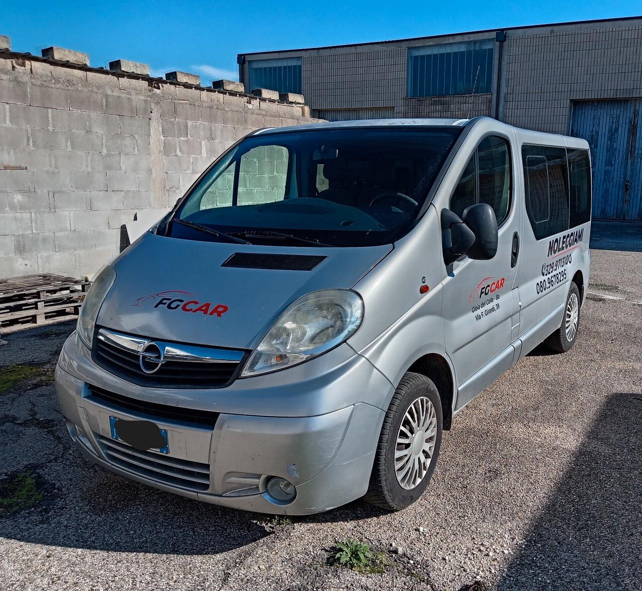 Opel Vivaro 27 2.0 CDTI PC-TN Combi 9 Posti