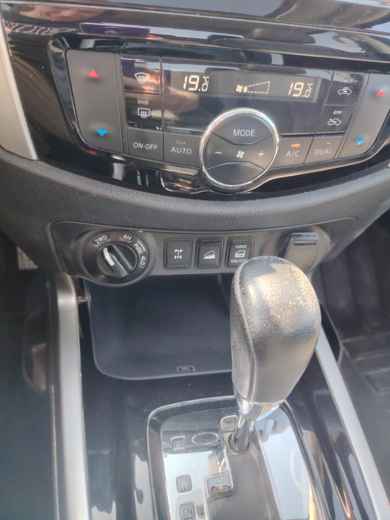 Nissan Navara 2.3 dCi 190 CV 7AT 4WD Double Cab N-Guard