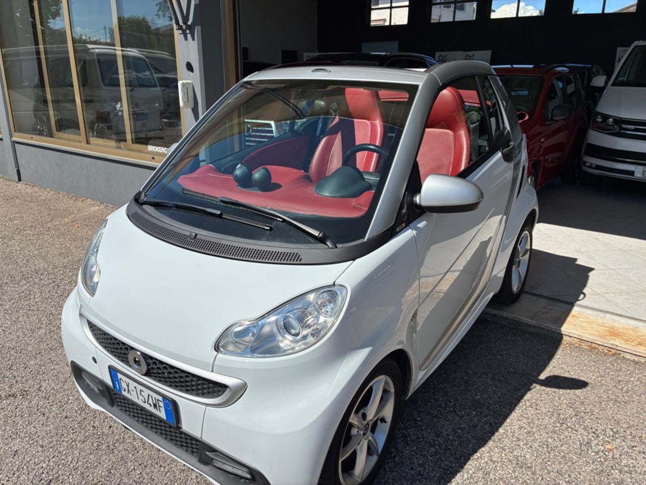 Smart ForTwo 1000 52 kW MHD cabrio passion