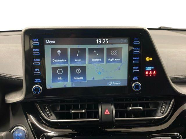 TOYOTA C-HR 1.8 Hybrid E-CVT Business