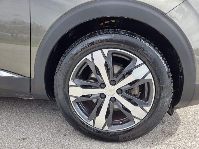 PEUGEOT 3008 BlueHDi 120 S&S Allure