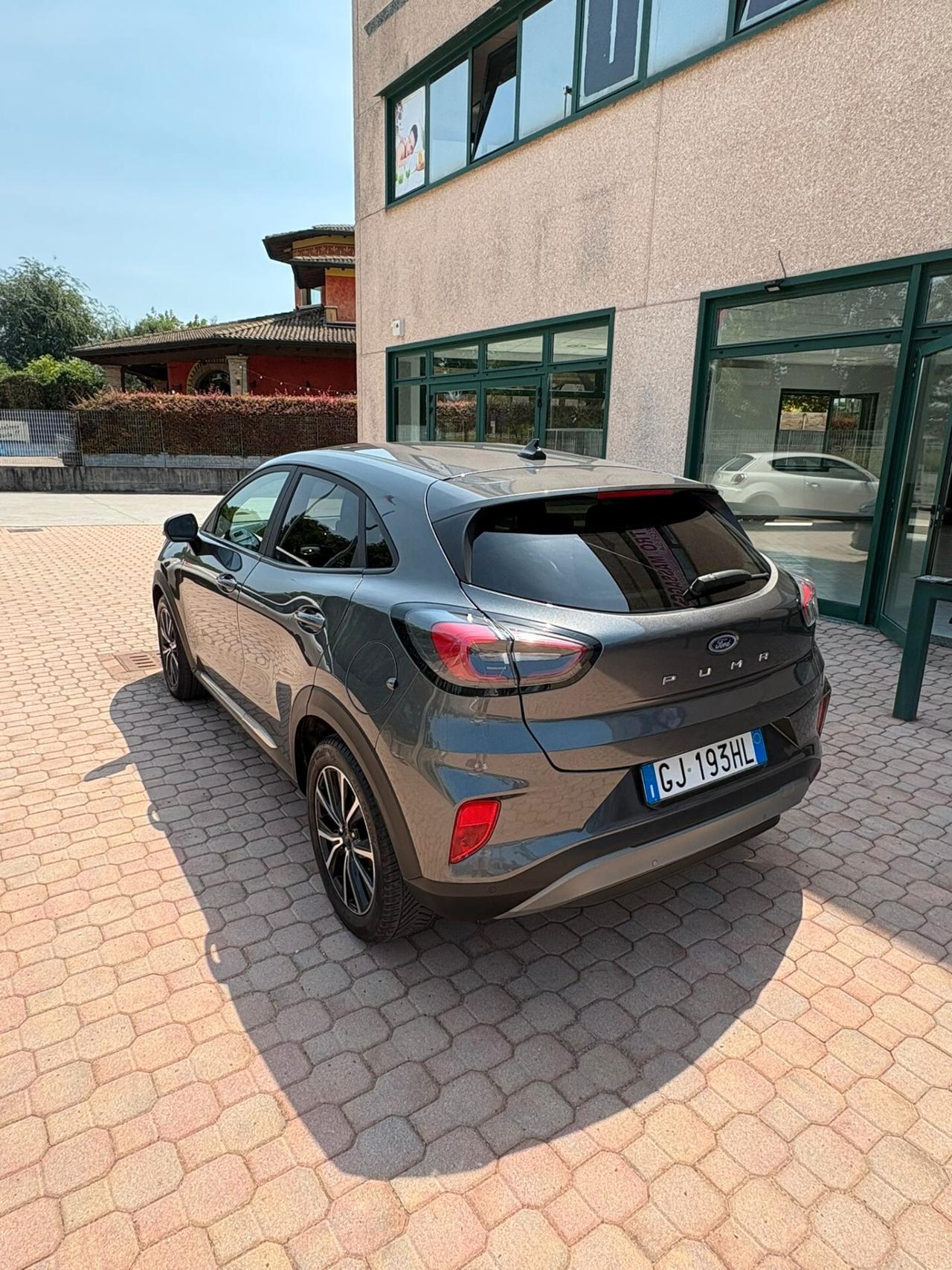 Ford Puma 1.0 EcoBoost Hybrid 125 CV S&S aut. Titanium