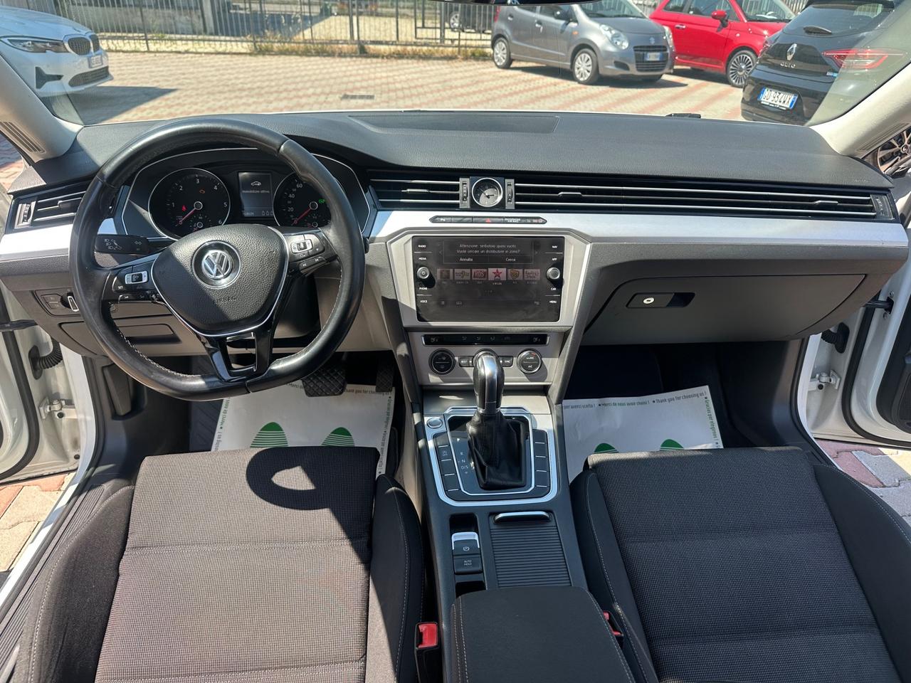 Volkswagen Passat Variant 1.6 TDI SCR DSG Business BMT