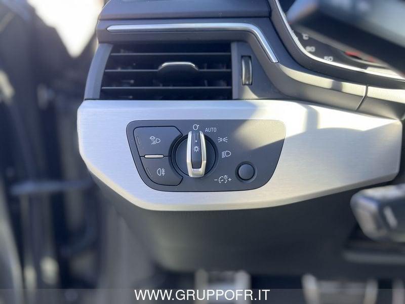 Audi A4 Avant 40 TDI S tronic S line edition