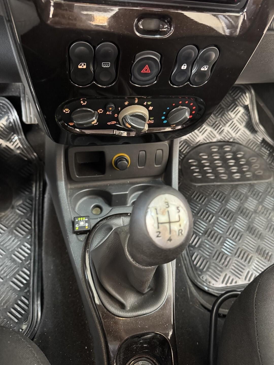 DACIA DUSTER 1.6 GPL