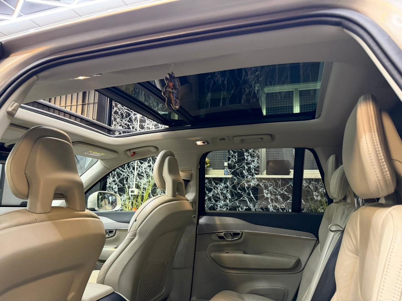 Volvo XC 90 D5 AWD Geartronic 7 posti Inscription