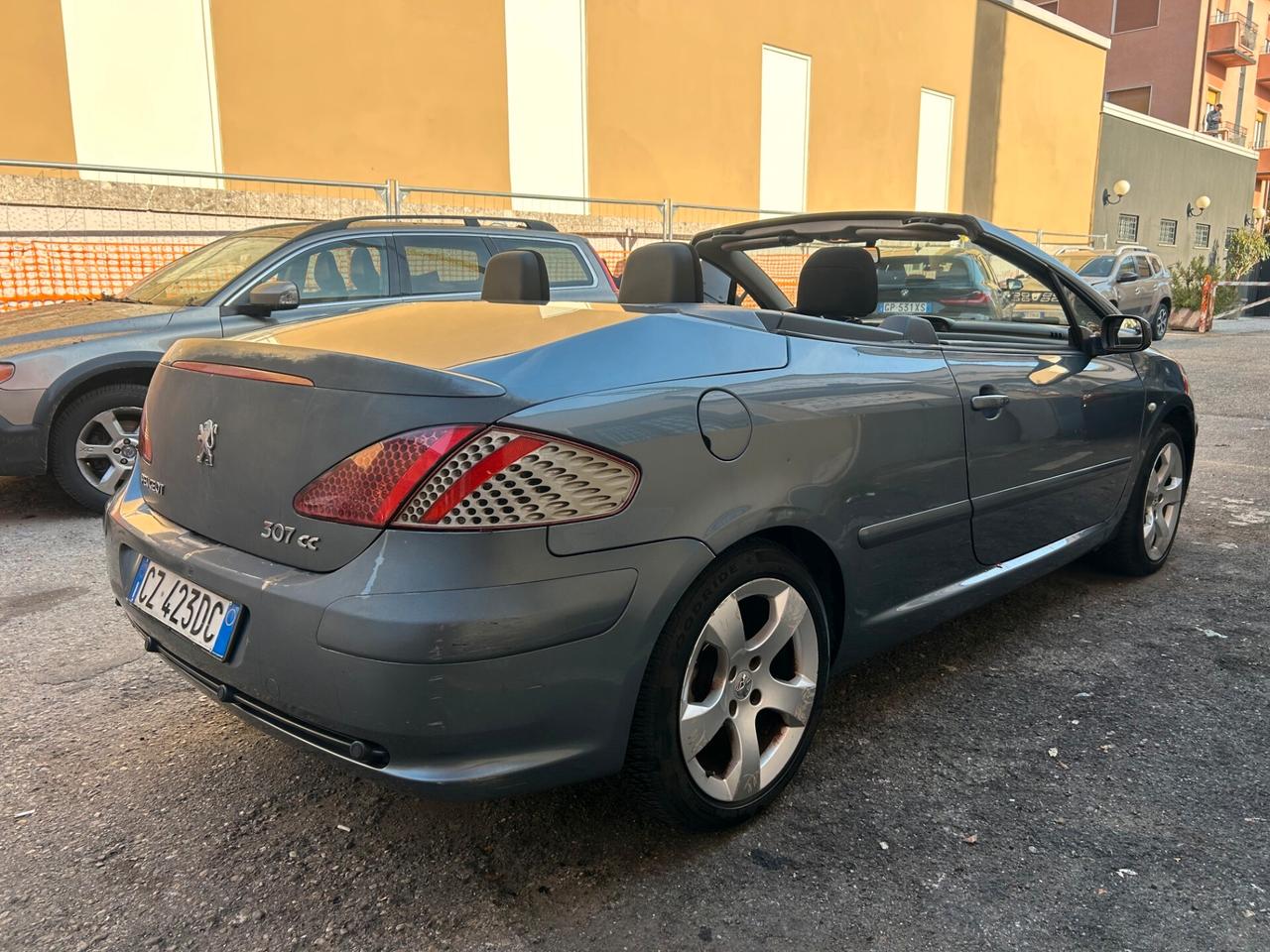 Peugeot 307 2.0 HDi FAP CC Tecno