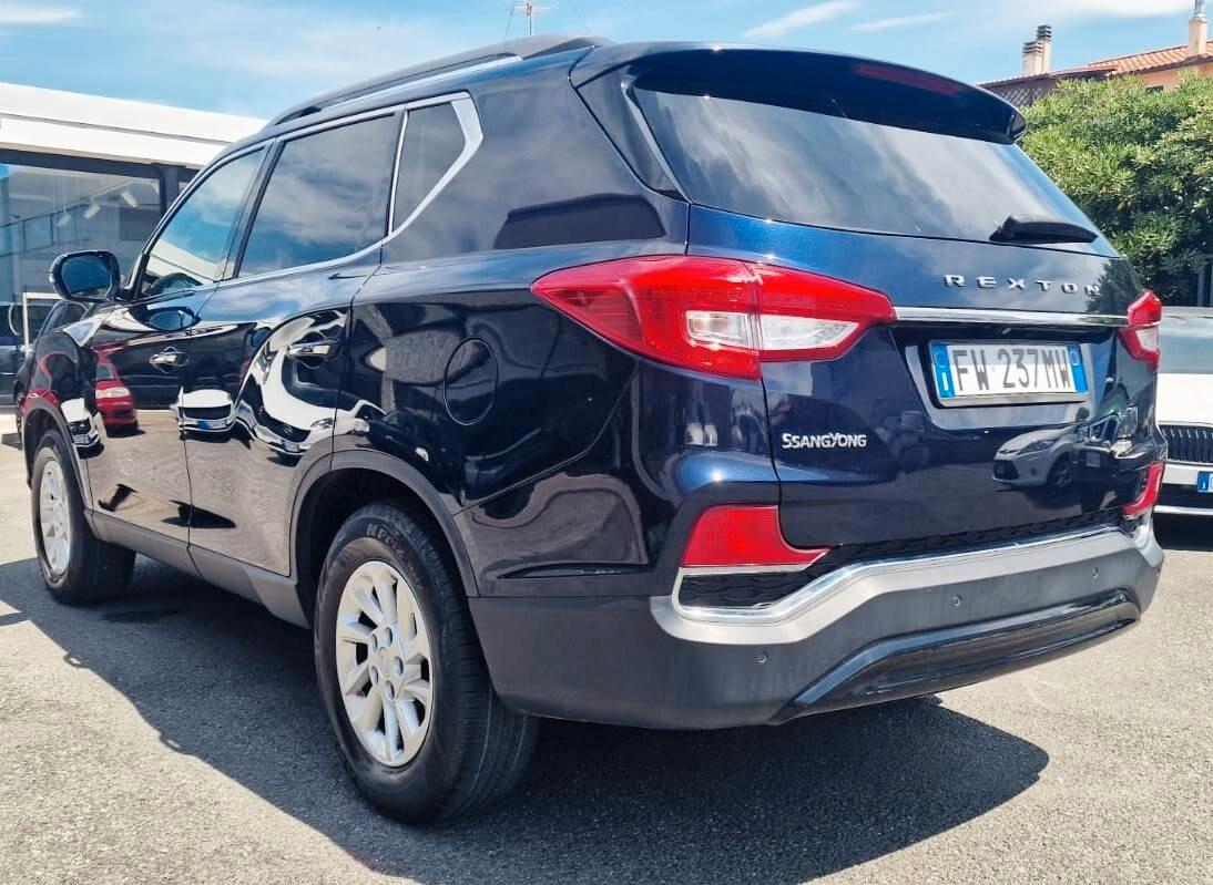 Ssangyong REXTON 2.2 2WD Road