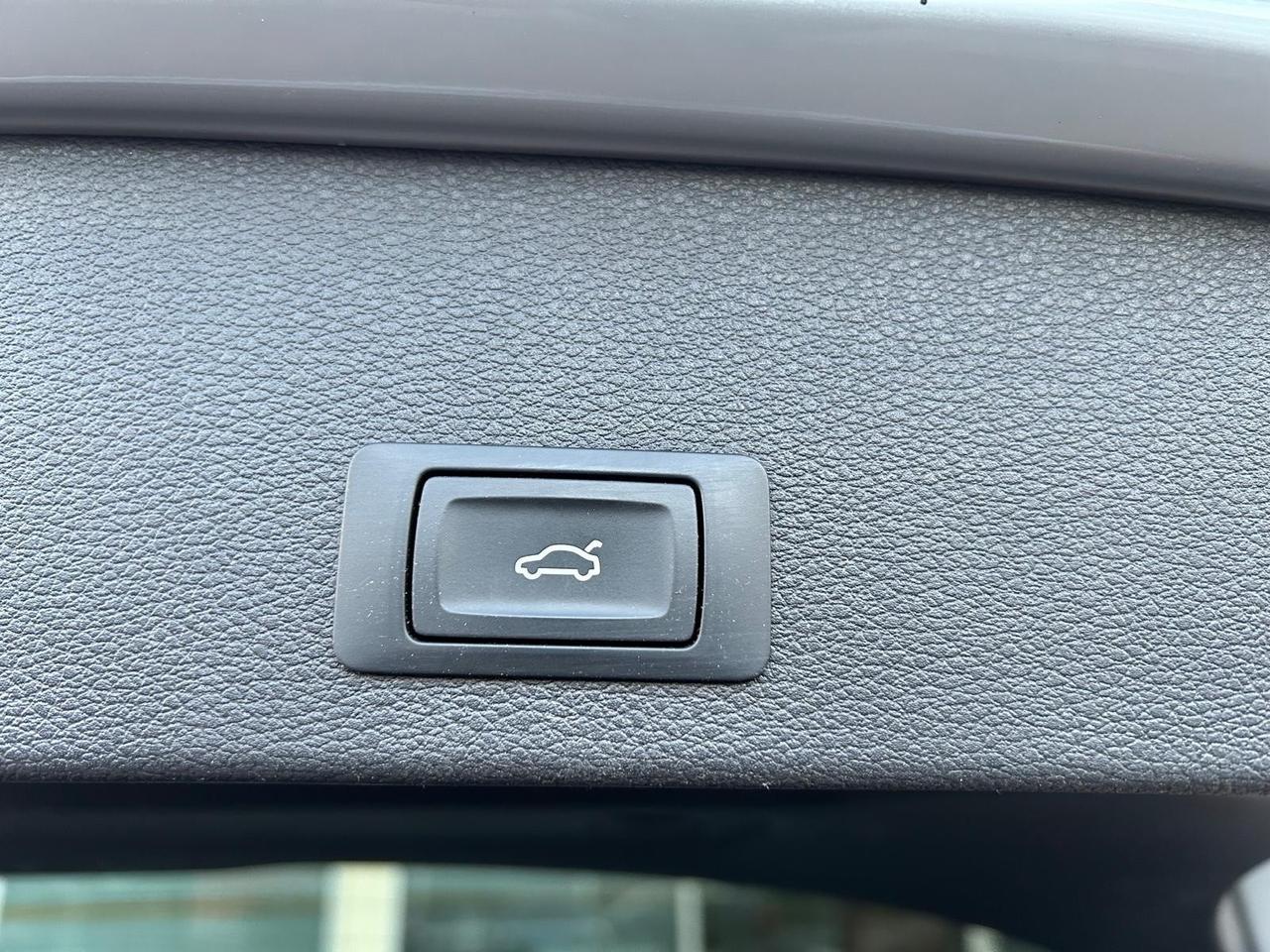 Audi Q2 30 TDI S tronic line Edition