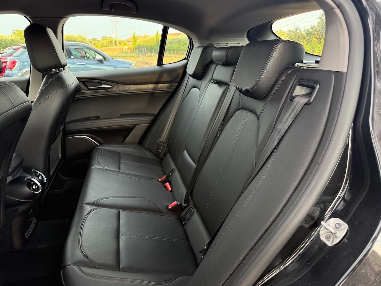 Alfa Romeo Stelvio 2.2 Turbodiesel 190 CV AT8 Q4 Sprint