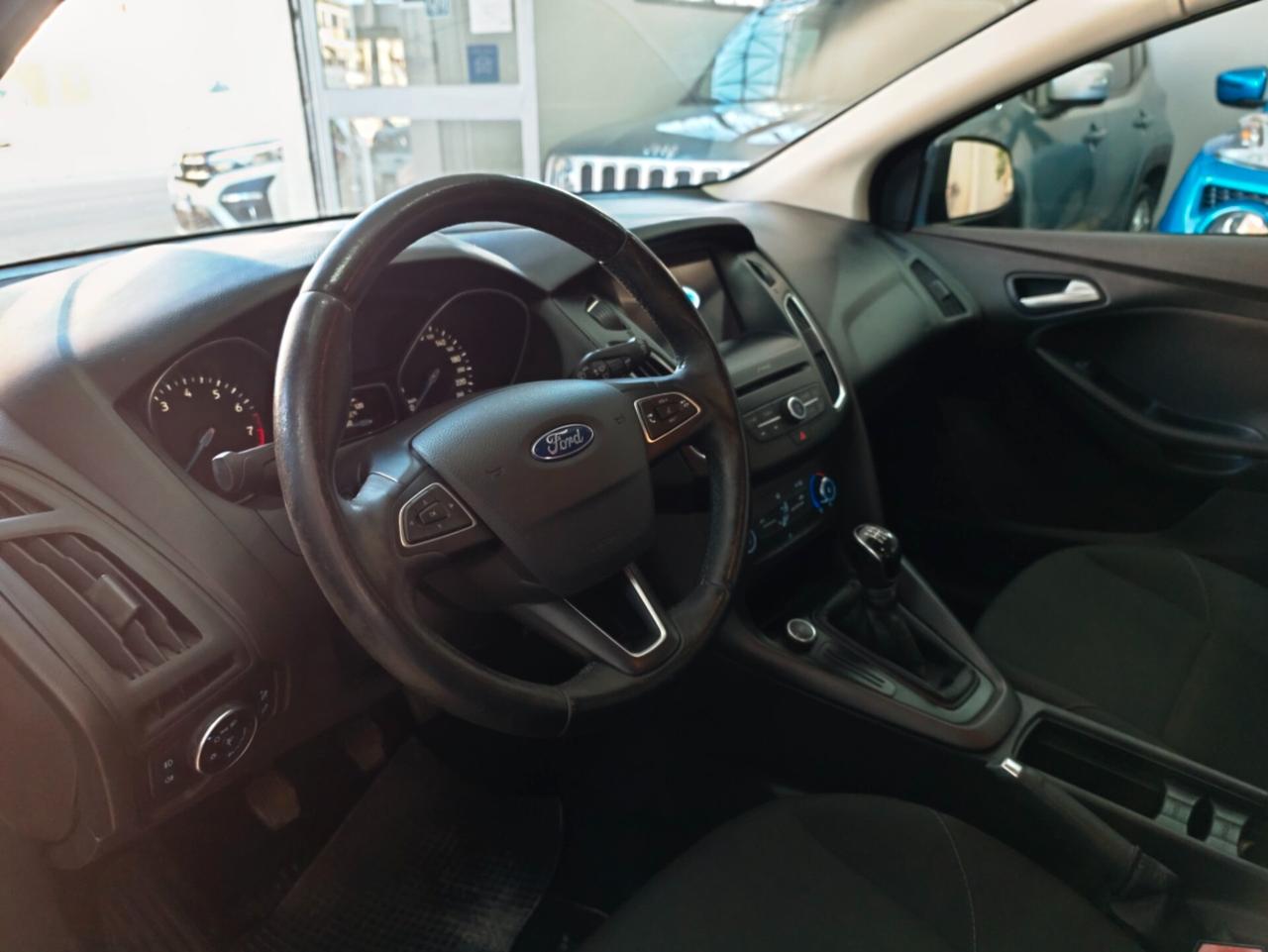 Ford Focus 1.6 120 CV GPL Titanium