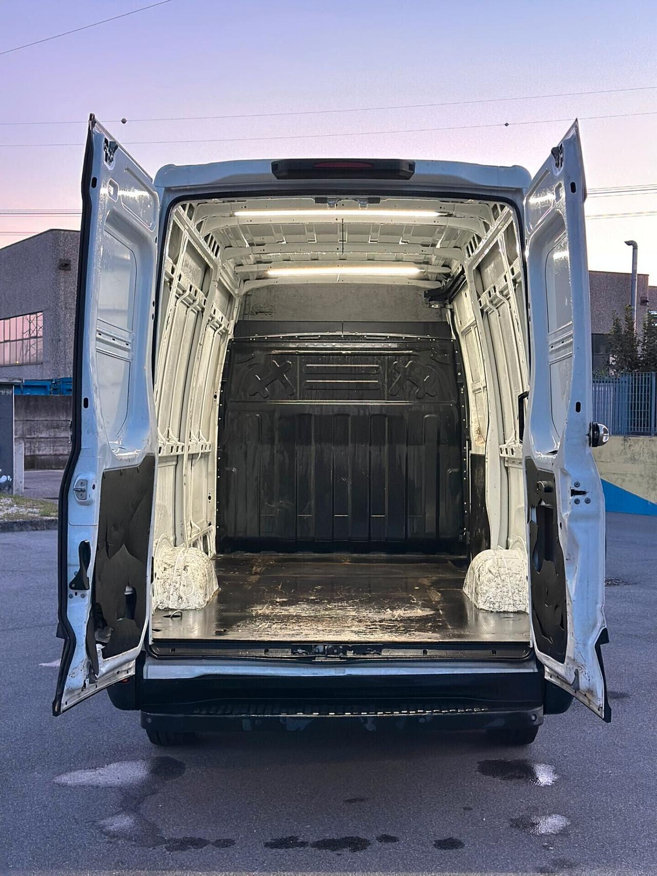 IVECO DAILY ANNO 12/2017 SUPER PREZZO!