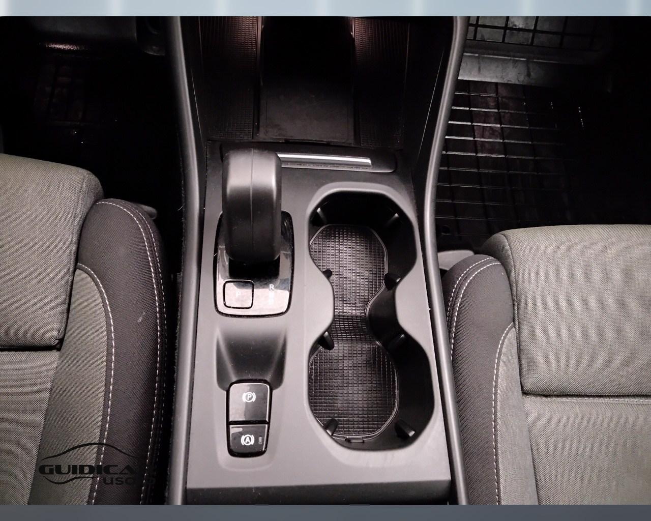 VOLVO XC40 2023 - XC40 1.5 t5 recharge phev Core auto