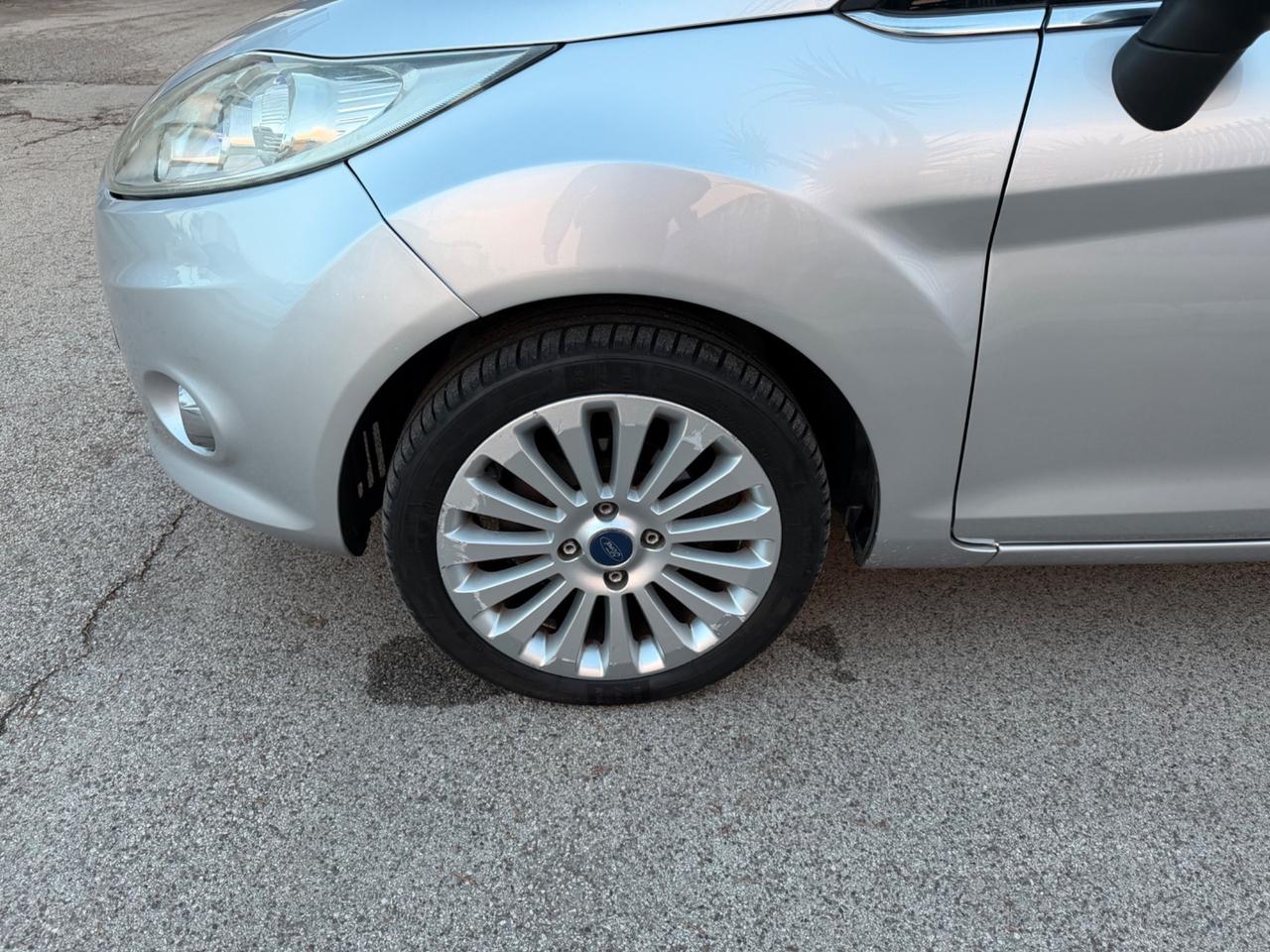 Ford Fiesta 1.2 benzina 82 CV 2009 Titanium