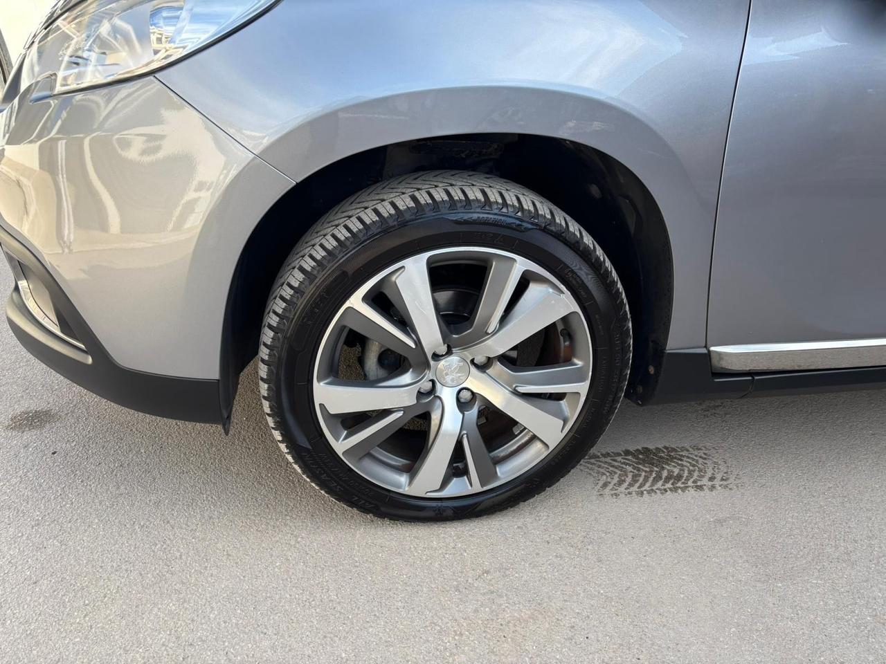 Peugeot 2008 1.6 e-HDi 92 CV Stop&Start Allure