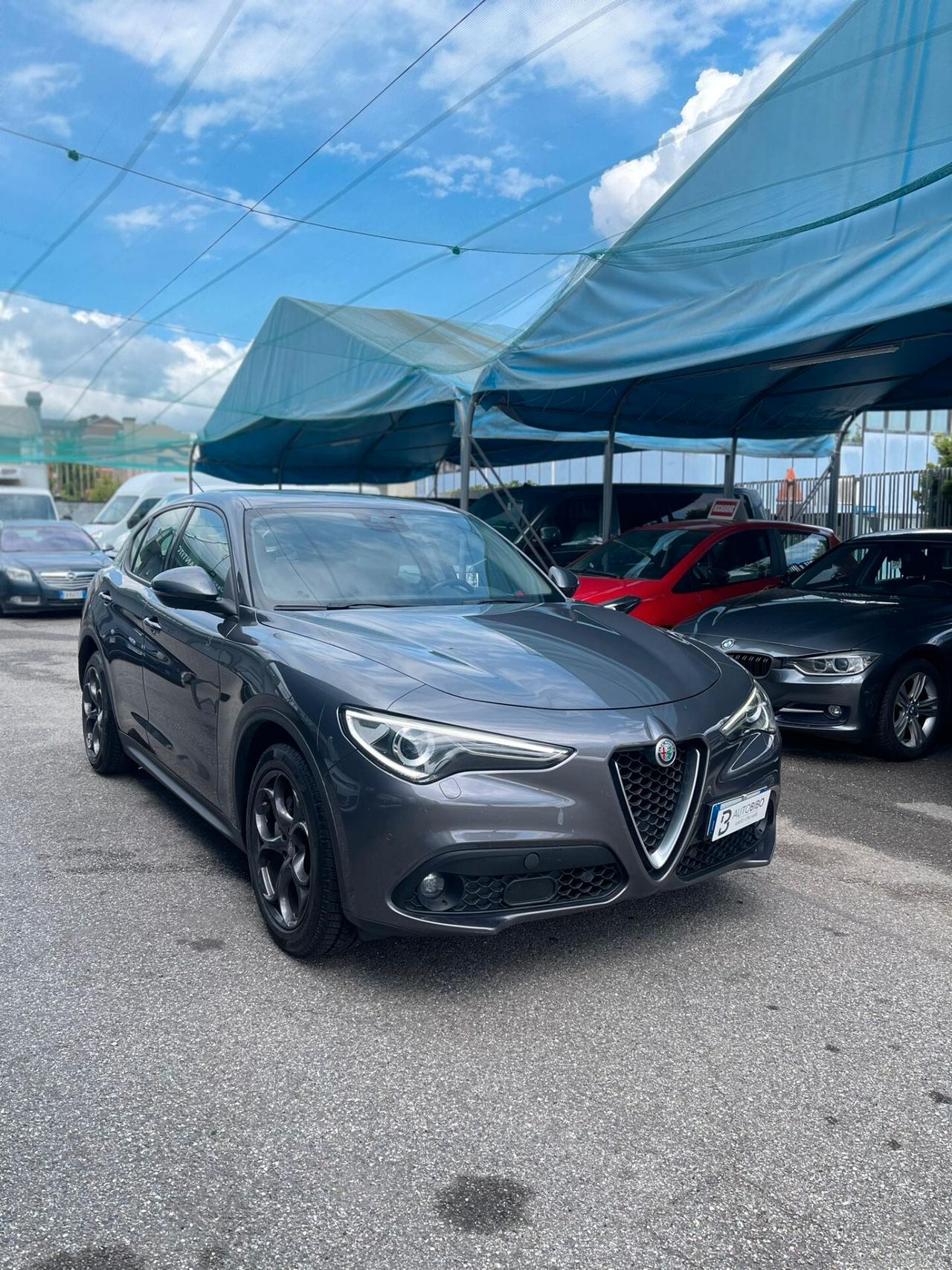 Alfa Romeo Stelvio 2.2 Turbodiesel 180 CV AT8 RWD Business