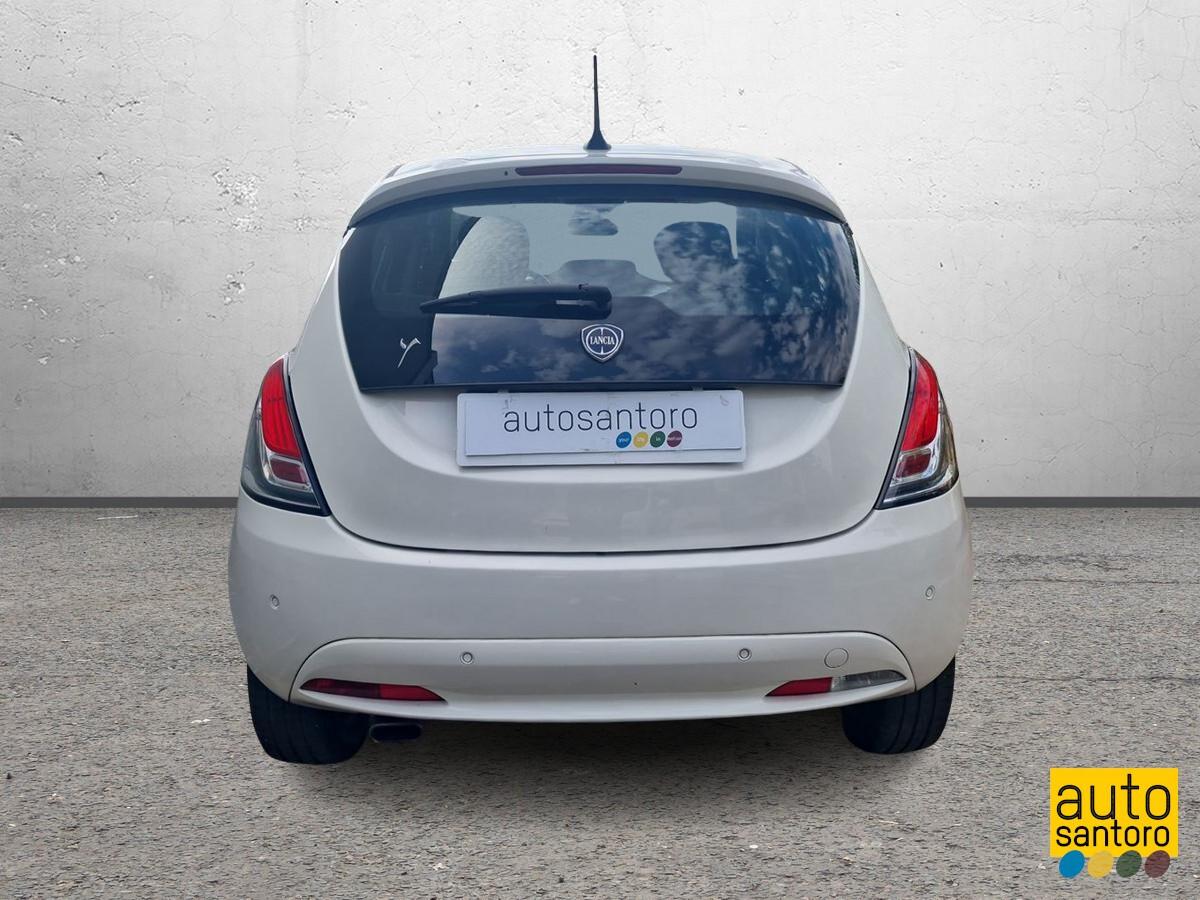 LANCIA YPSILON 1.0 IBRIDO GOLD