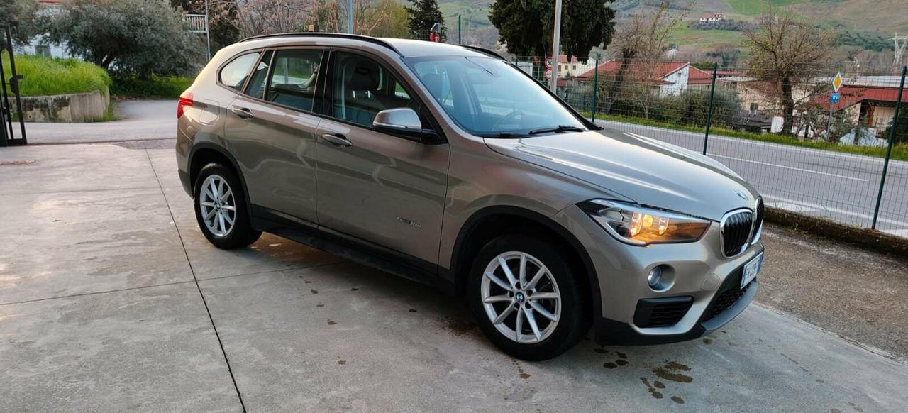 Bmw X1 sDrive18d Business