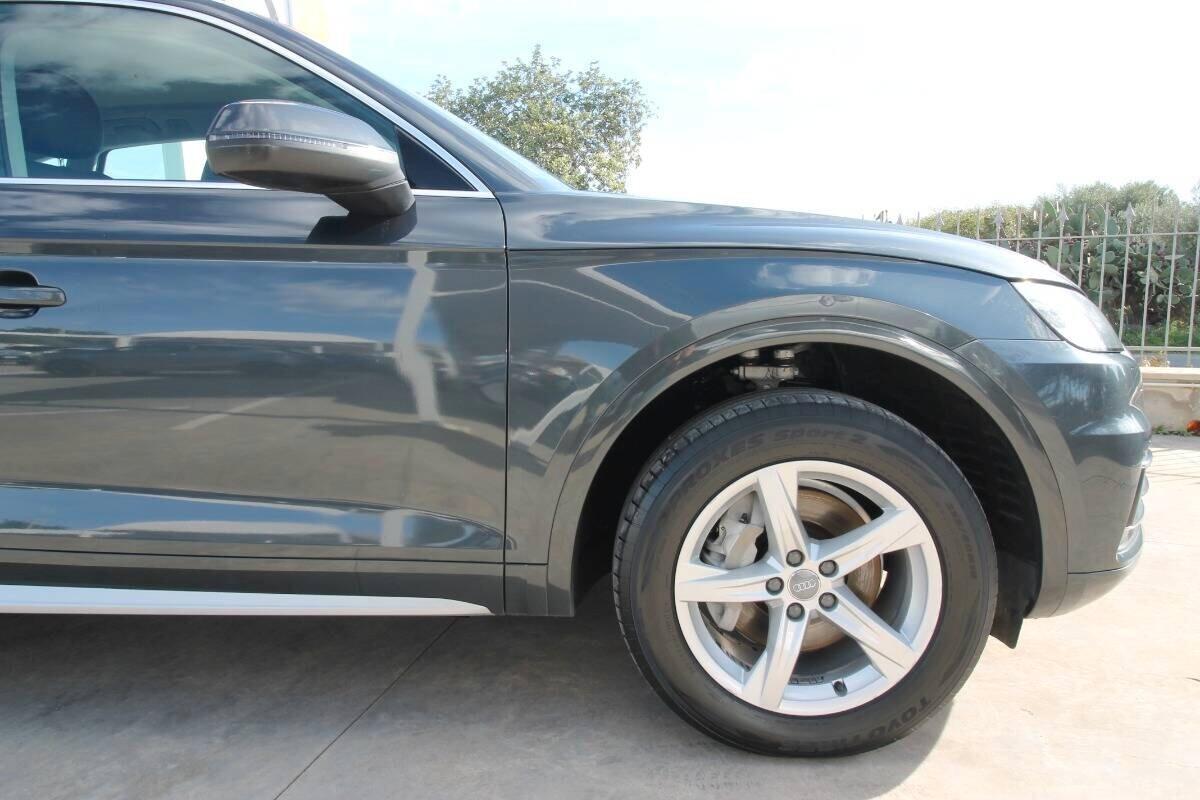 Audi Q5 2.0 TDI 190 CV Business Sport 11.2018