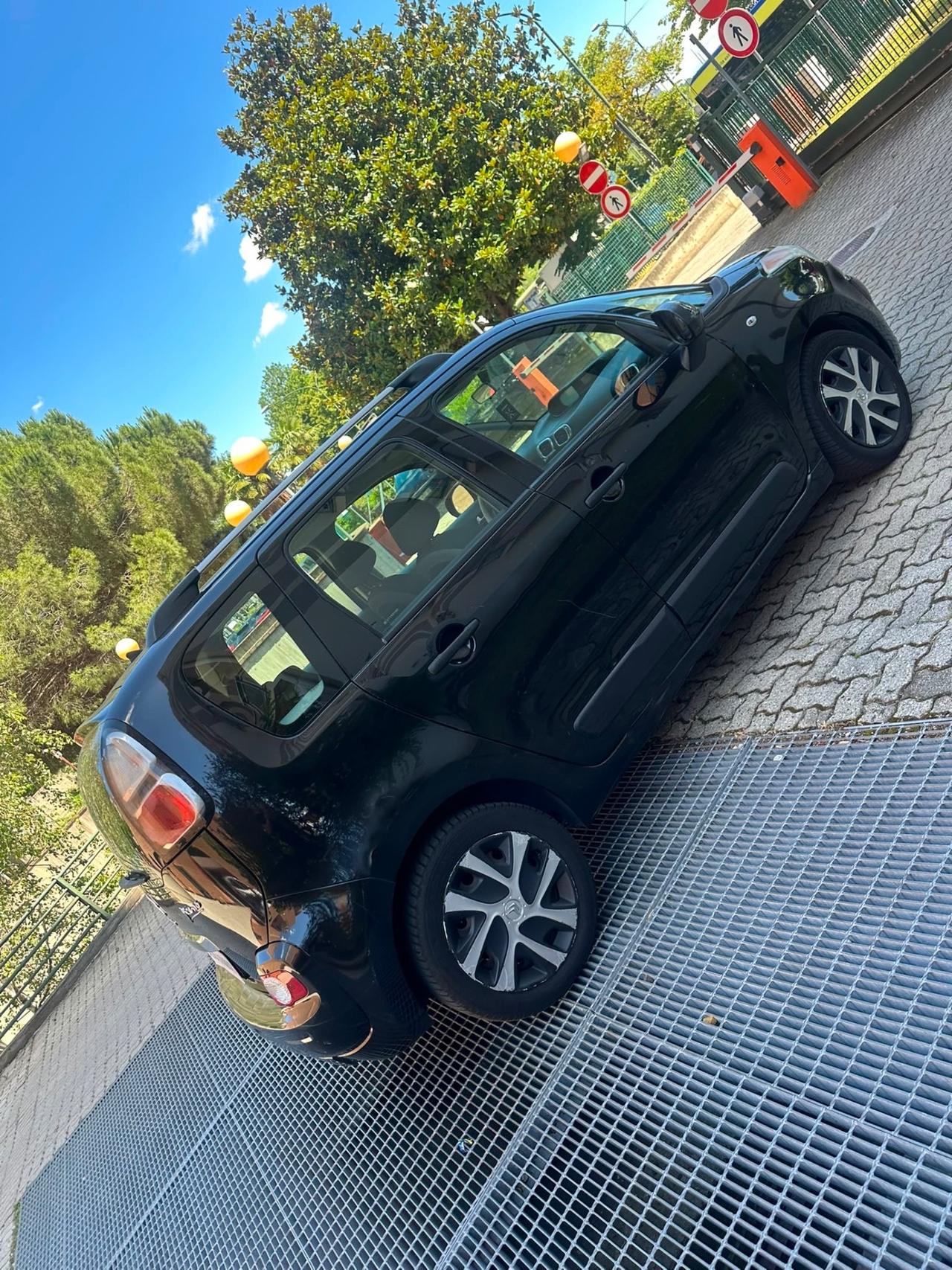 Citroen C3 Picasso 1.4 VTi 95 GPL airdream Seduction