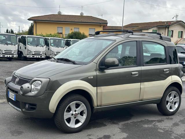 FIAT Panda 1.3 MJT 16V DPF 4x4 Climbing