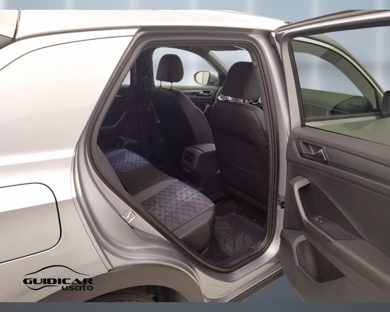 VOLKSWAGEN T-Roc I 2022 - T-Roc 1.0 tsi R-Line 110cv