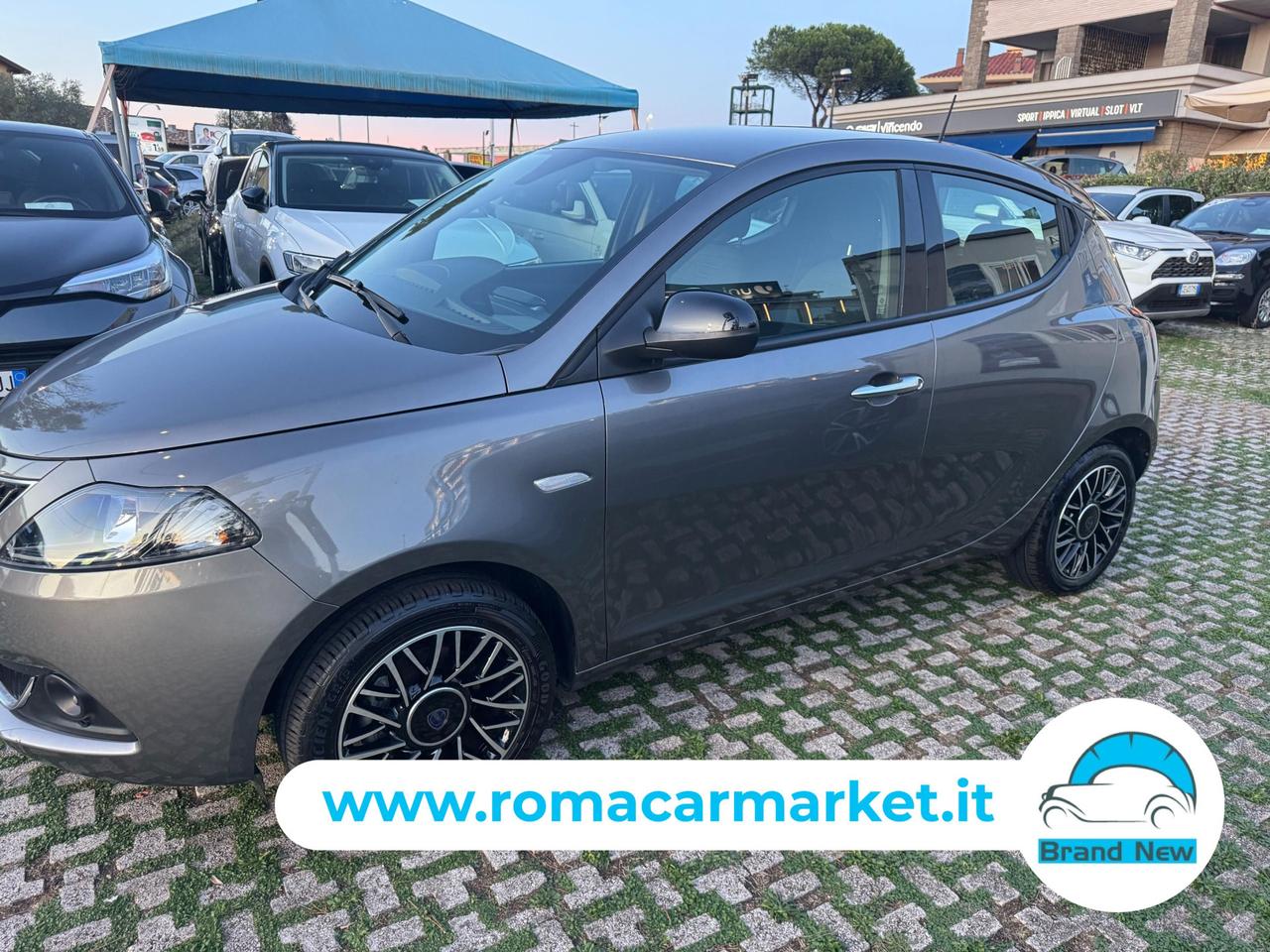 Lancia Ypsilon 1.0 firefly hybrid Platino s&s 70cv KM CERTIFICATI