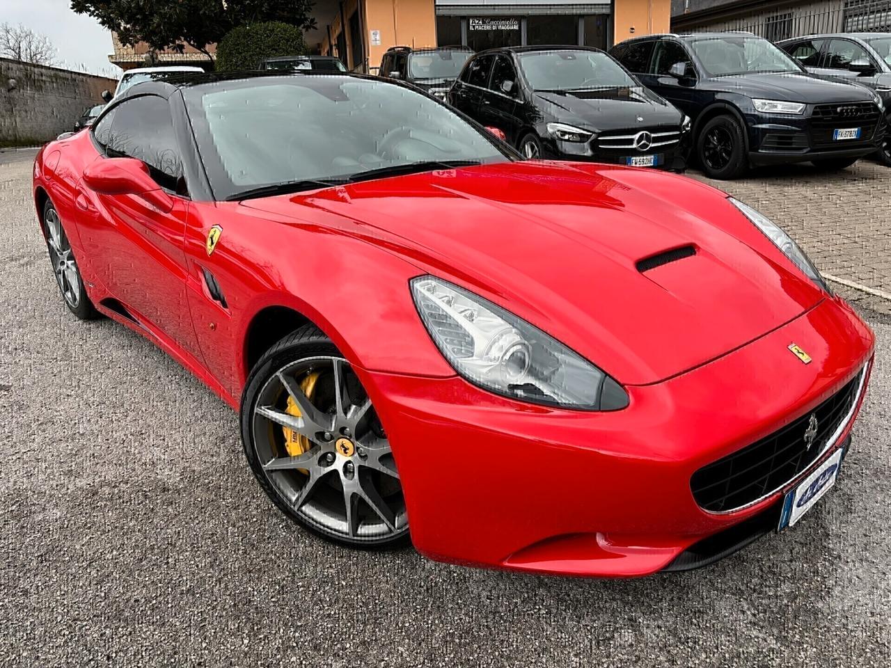 Ferrari California DCT 4.3 V8 460 CV