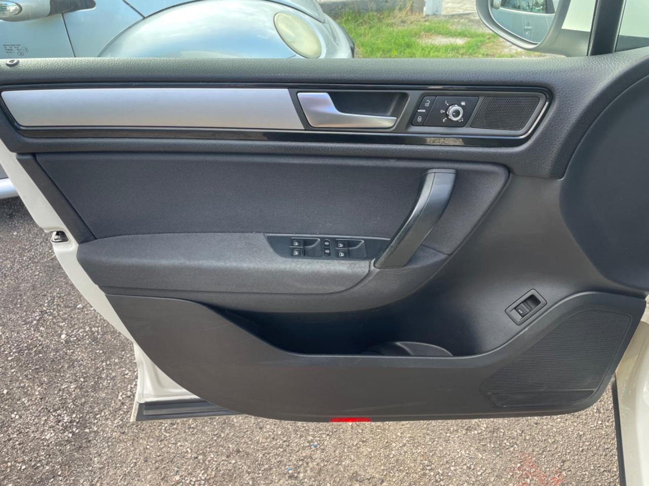 Volkswagen Touareg 3.0 TDi