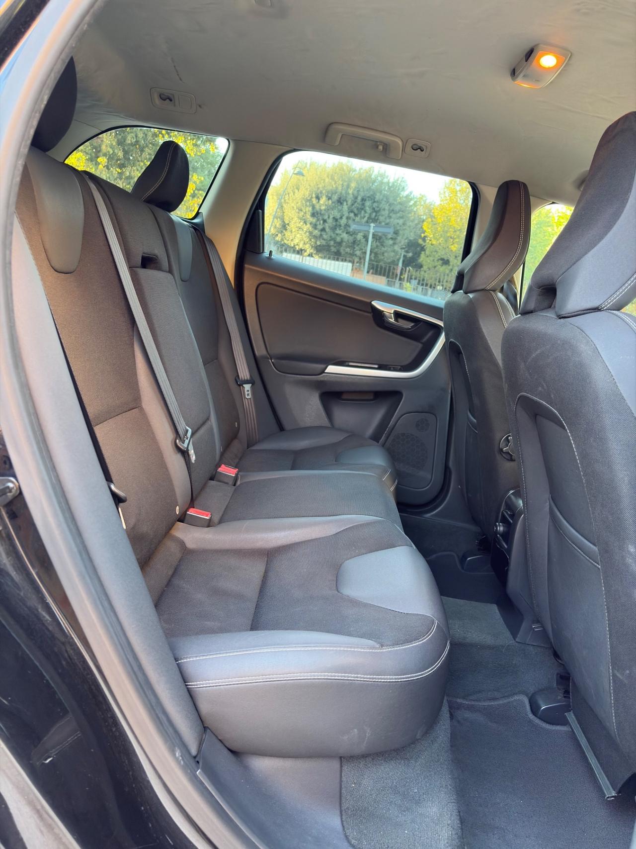 Volvo XC 60 D4 175cv automatico