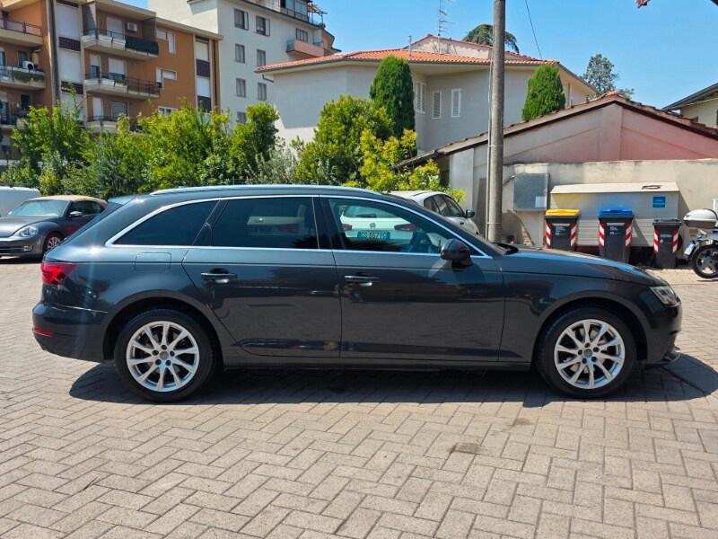 AUDI A4 5ª serie A4 Avant 2.0 TFSI g-tron S li...