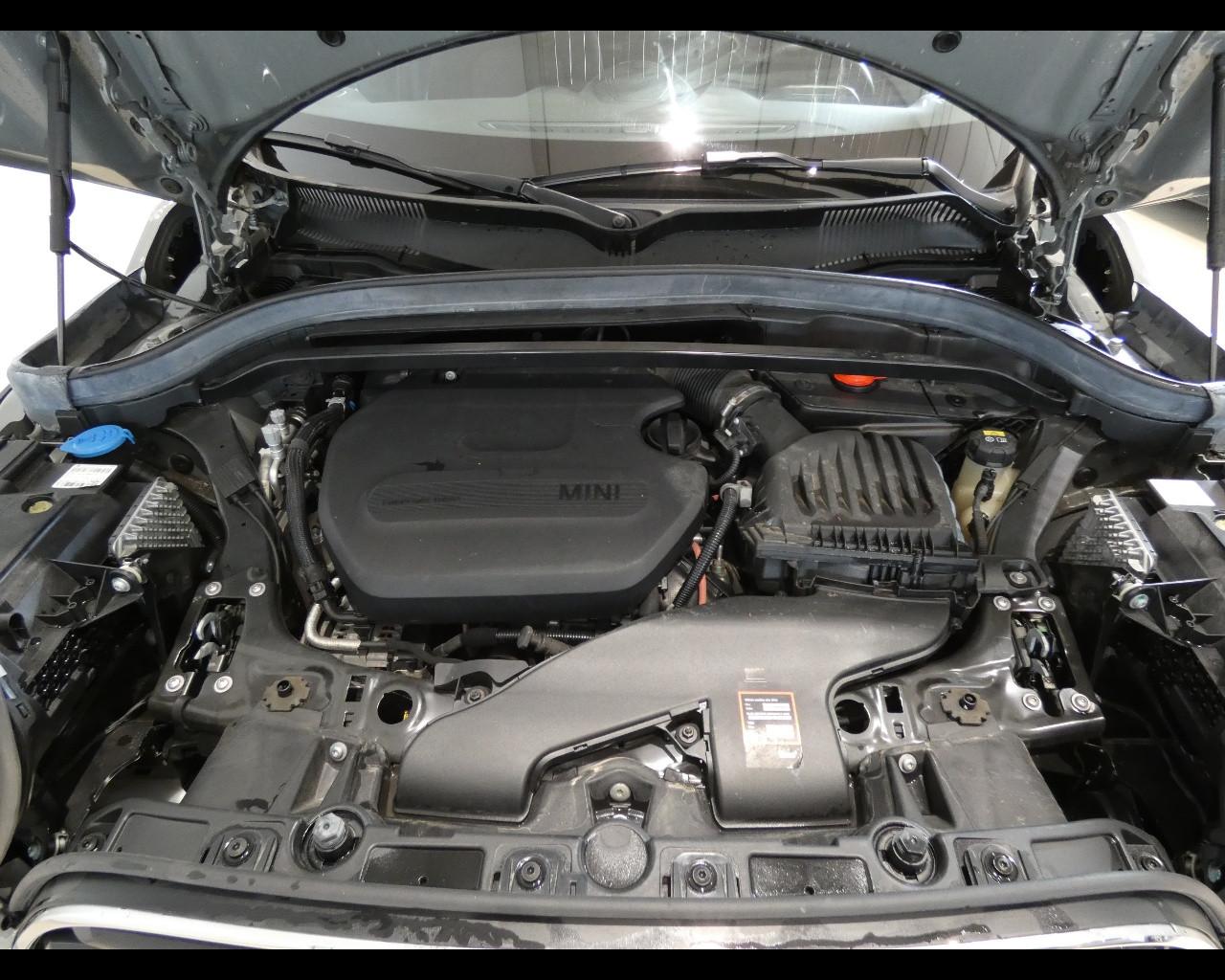 MINI Mini Countrym.(F60) - Mini 2.0 Cooper D Business Countryman Automatica