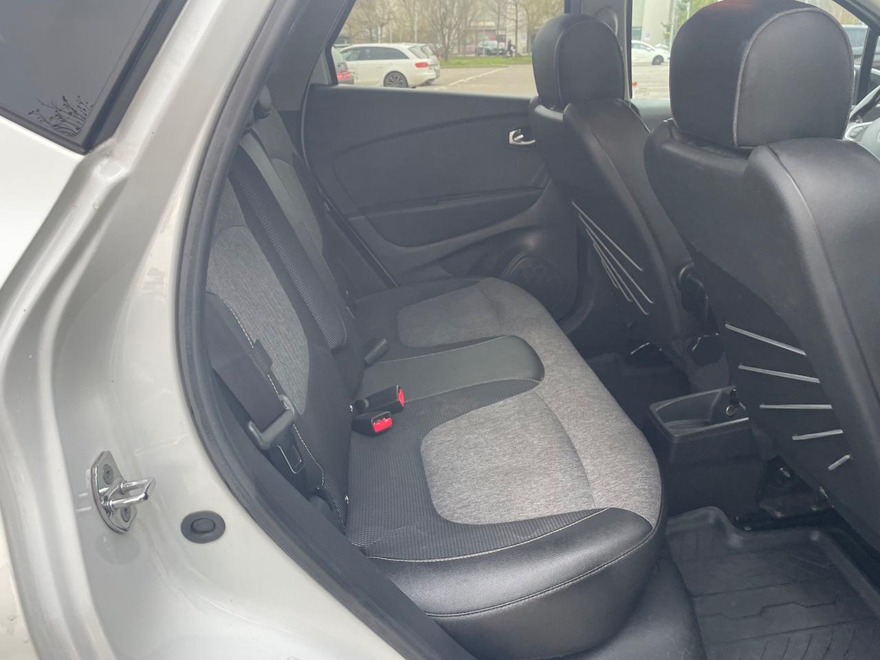 Renault Captur TCe 130 CV*Neopatentati*Navi*Solo 95000km*