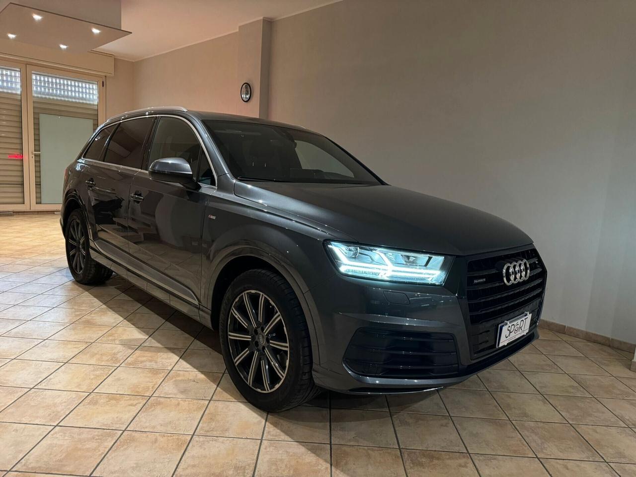 Audi Q7 3.0 TDI 272 CV quattro tiptronic S-LINE TETTO FULL