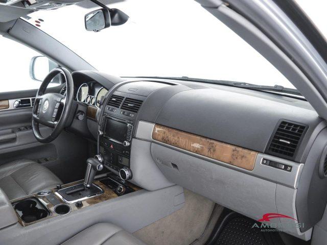 VOLKSWAGEN Touareg V6 TDI DPF tiptronic Exclusive - PER OPERATORI DEL