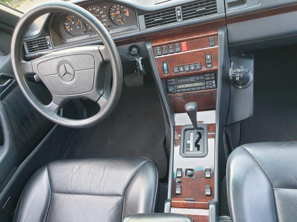 Mercedes-benz E-Series C E 200 cat Coupé full.opt unica