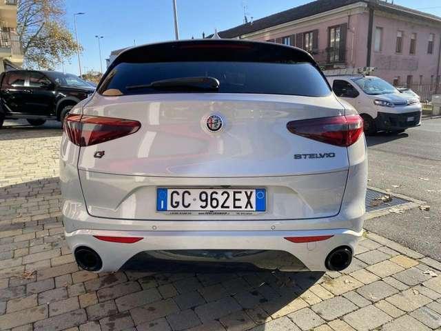 Alfa Romeo Stelvio 2.2 Turbodiesel 210 CV AT8 Q4 VeloceNAVI-PELLE-20"