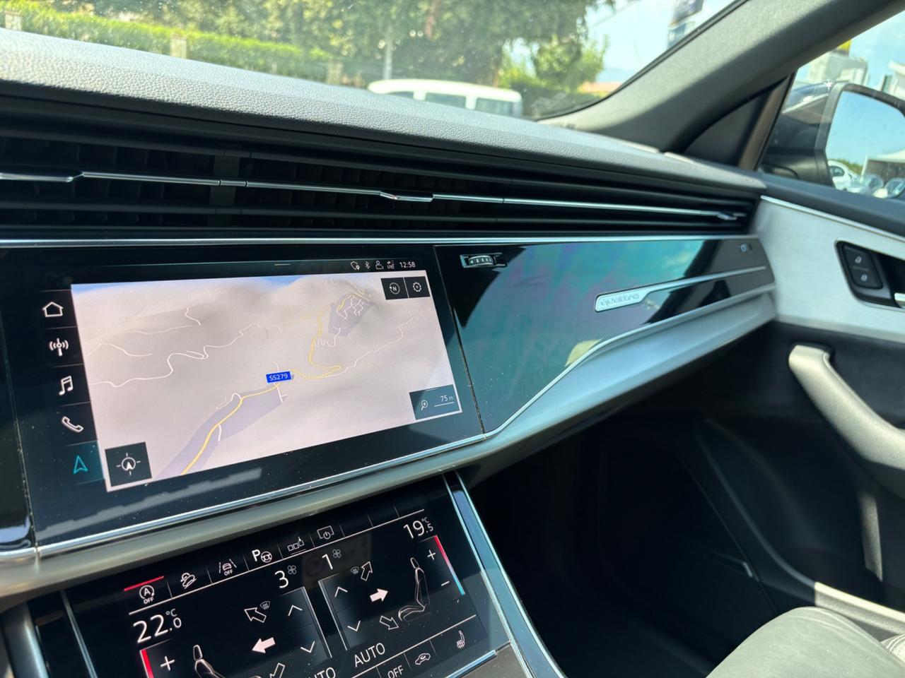 Audi A8 50 TDI 3.0 quattro tiptronic Sline