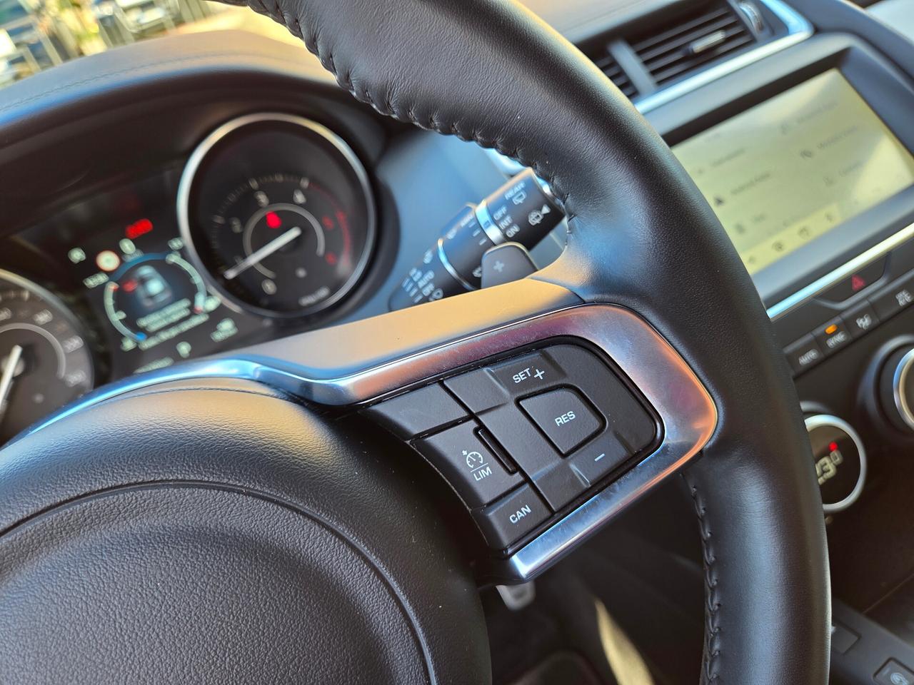 Jaguar E-Pace 2.0D 180 CV AWD aut. R-Dynamic S